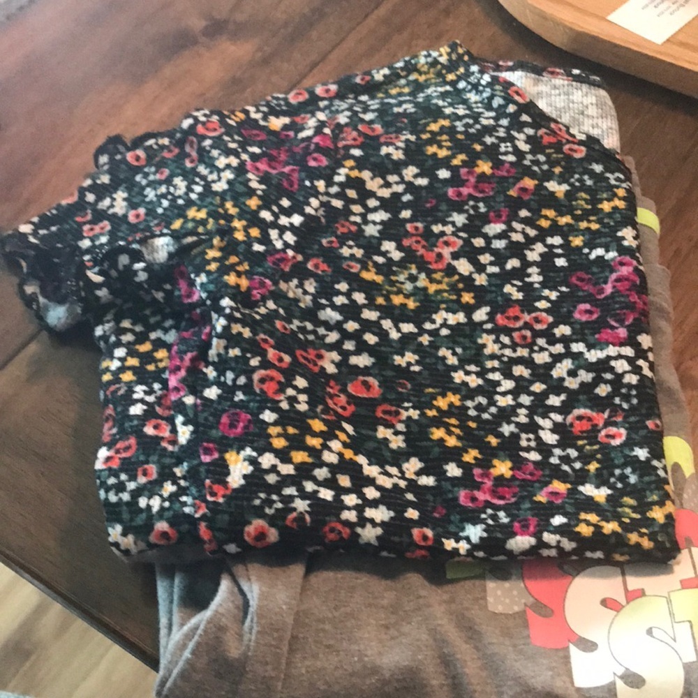 Girls size 14 tops